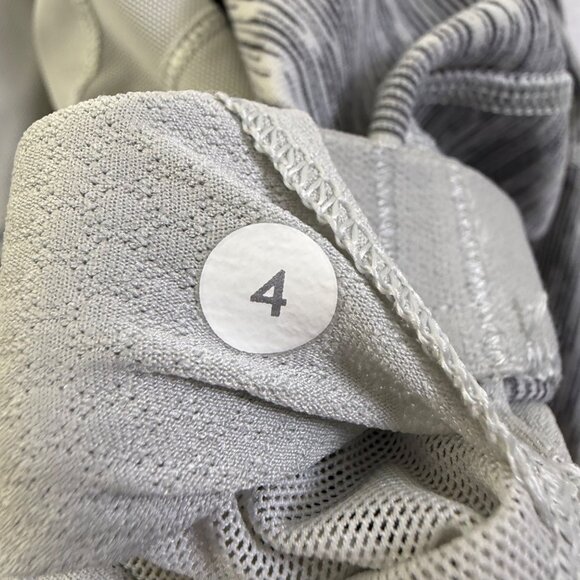 Lululemon Dancing Warrior Tank Top Womens Sz 4 Grey/Pink Space Dye Strappy Yoga - Picture 7 of 7